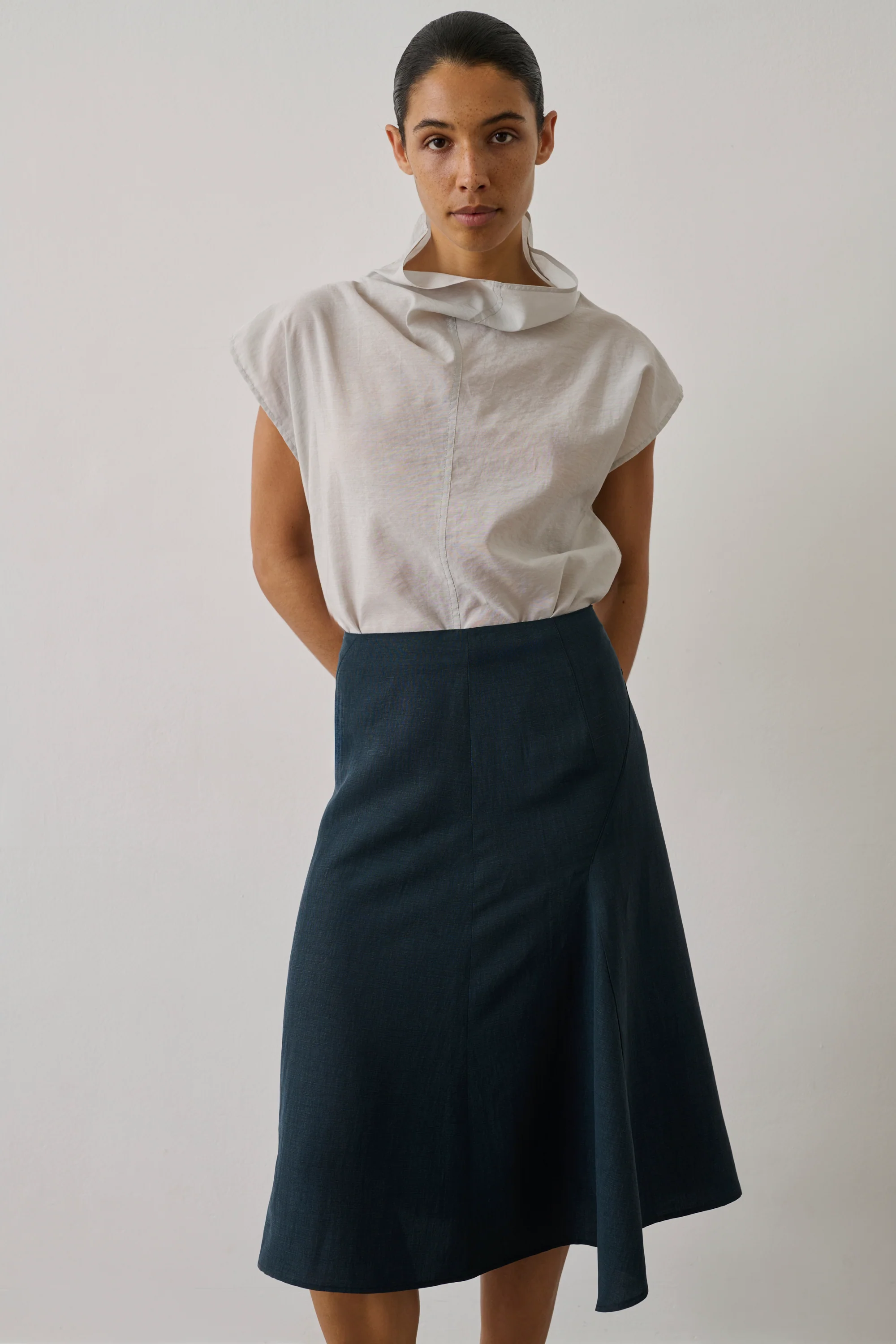 GREY IZUMI BLOUSE - Image 2