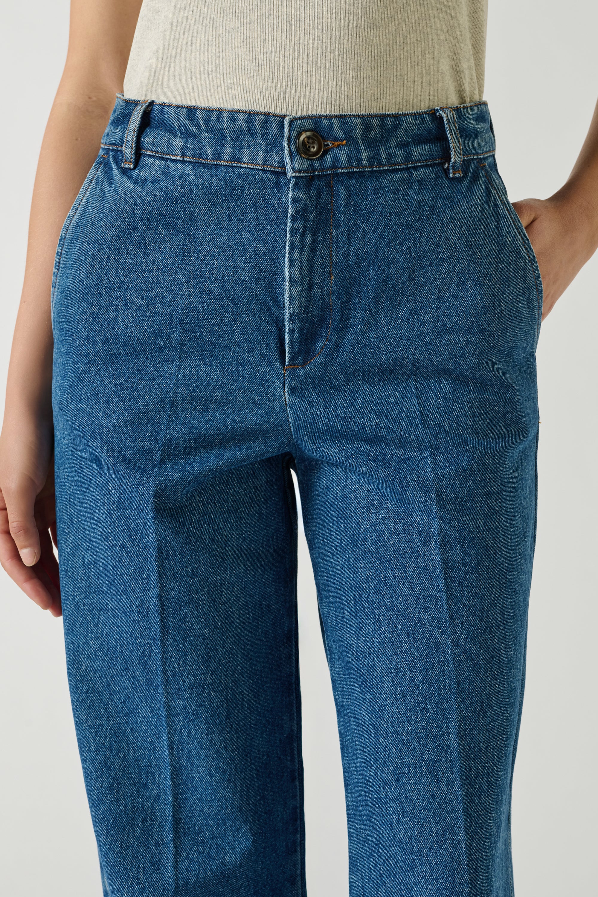CALIFORNIA BLUE JEANS - Image 4