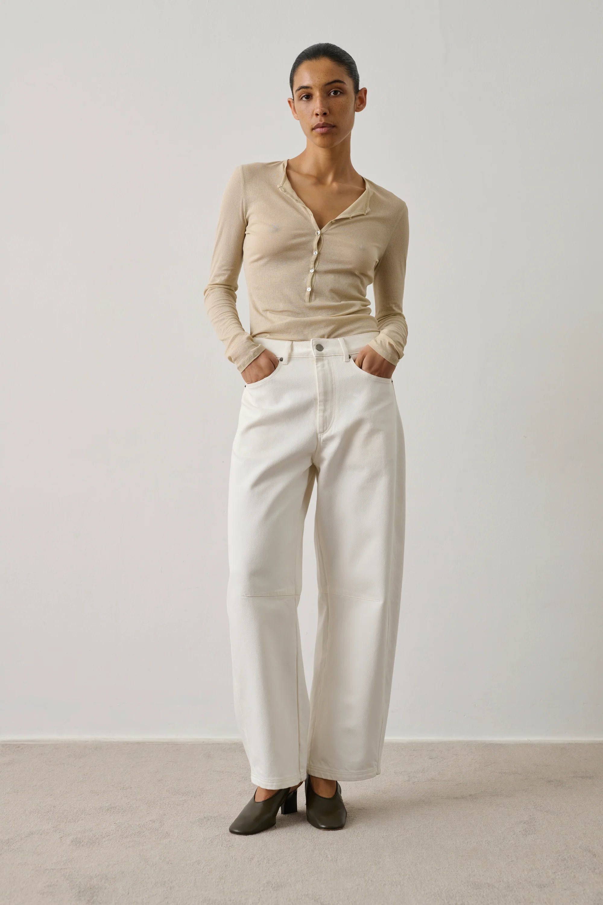 WHITE ELIOTT JEANS