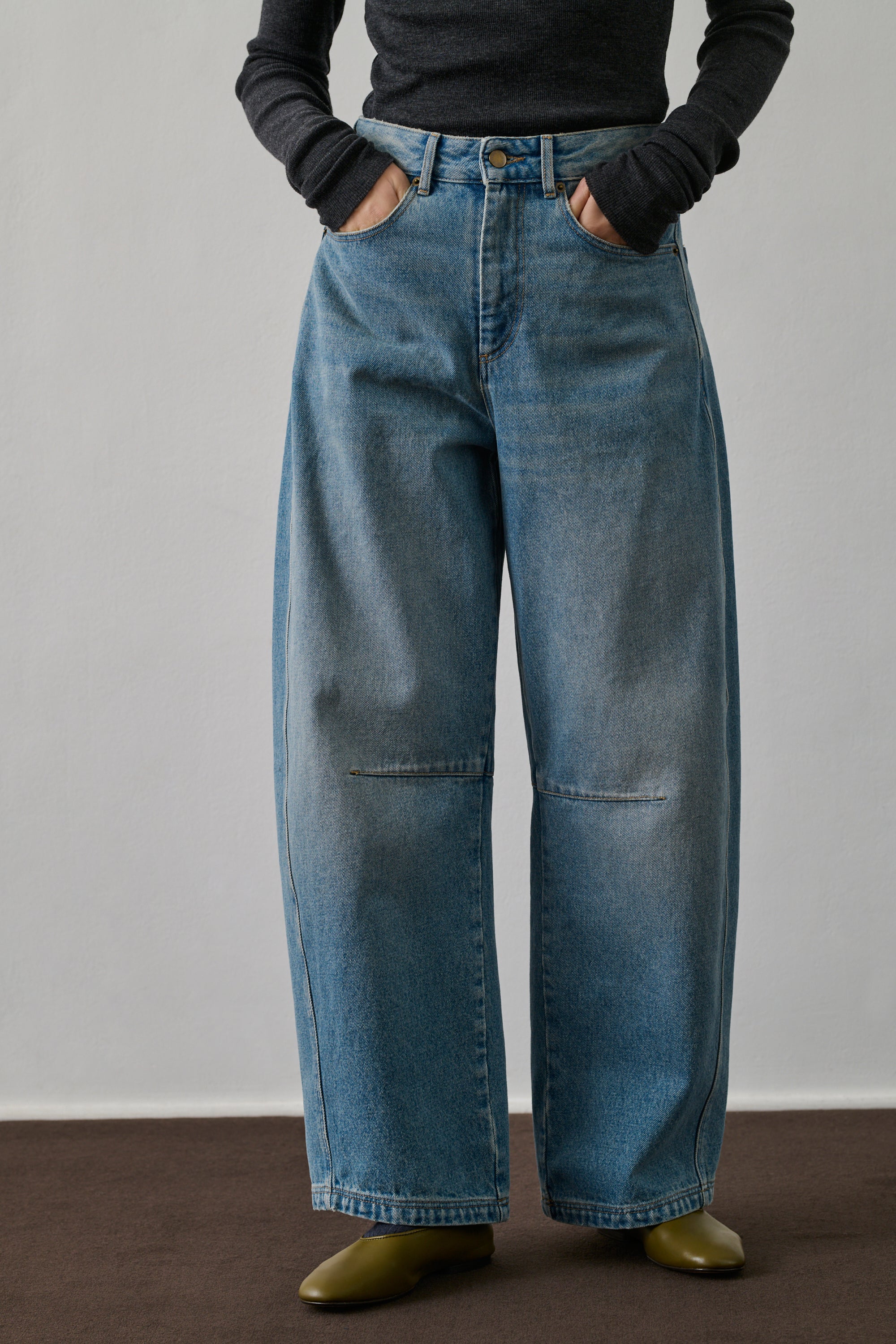 BLUE ELIOTT JEANS - Image 2