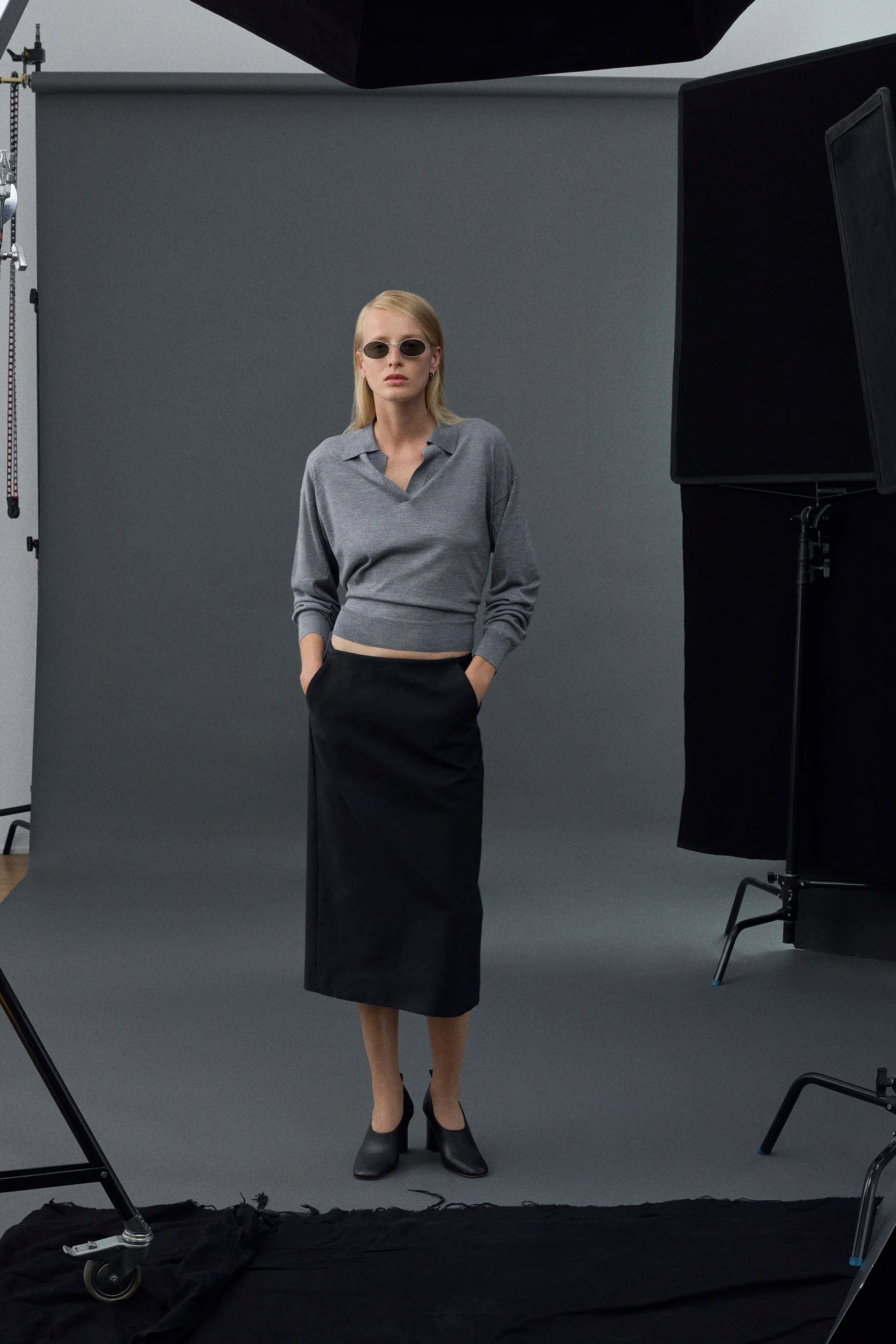 GREY AMBER SUNGLASSES - Image 3