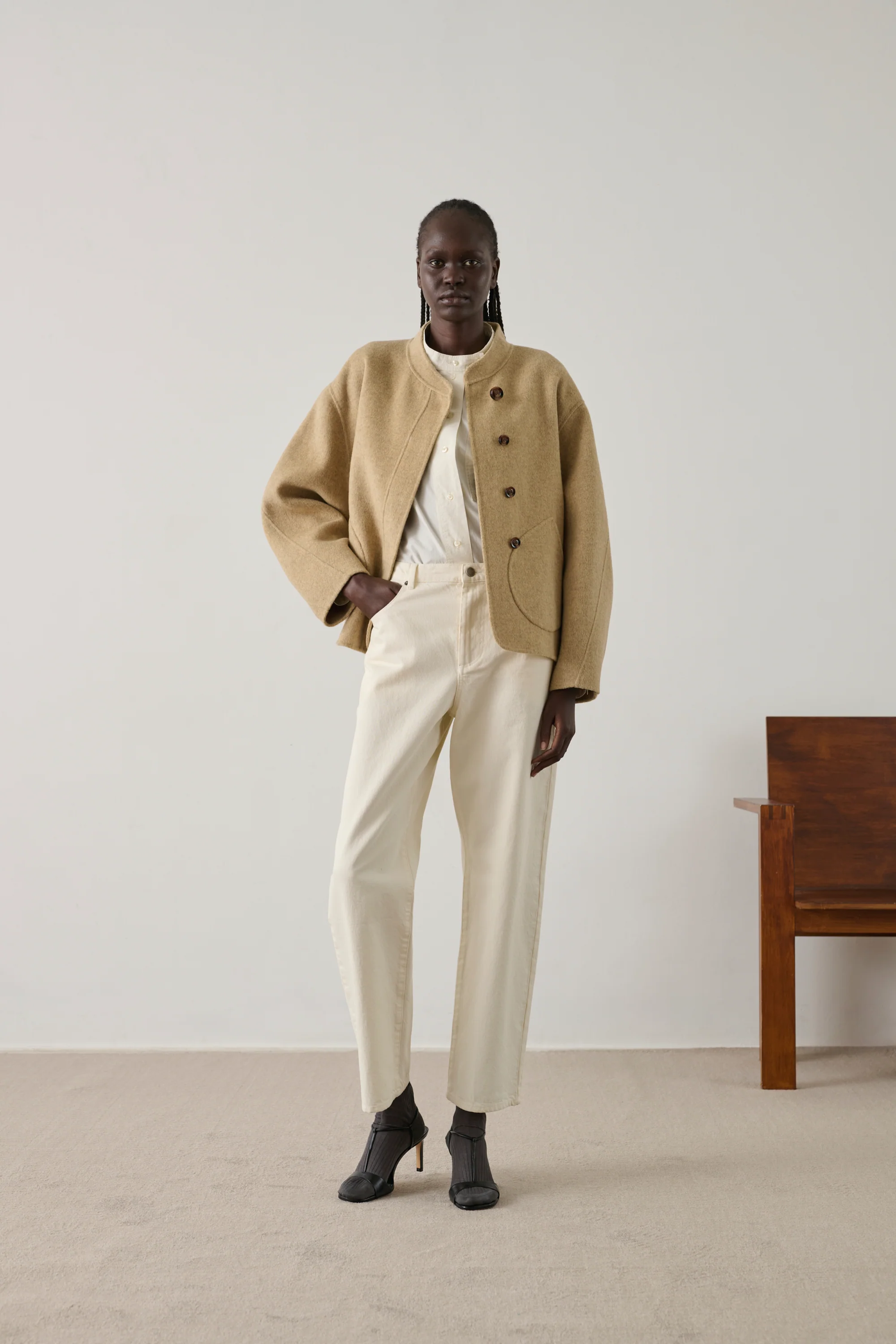 WINDSOR BEIGE COAT - Image 6