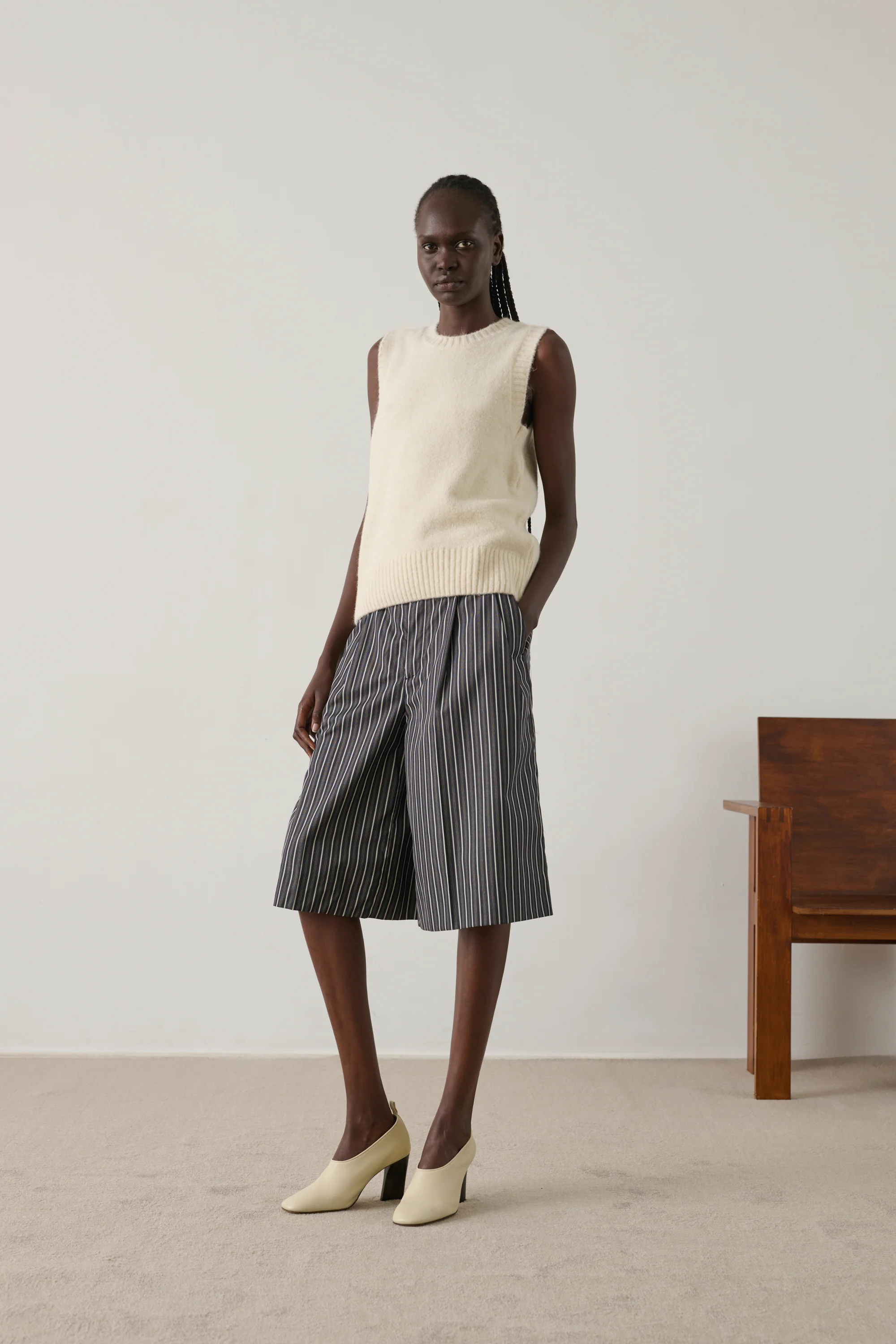 NAMASTE OFF-WHITE SWEATER - Image 4