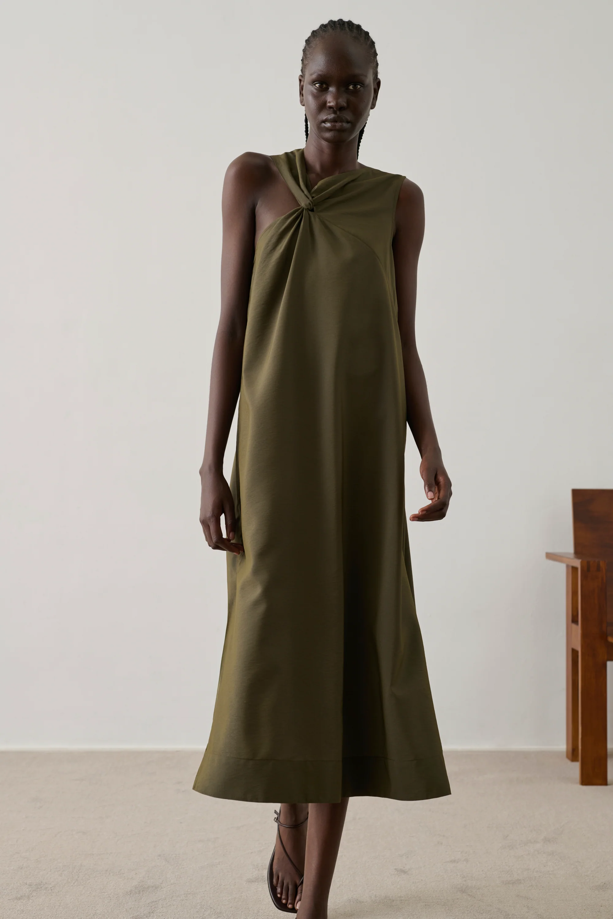 KHAKI EMNA DRESS