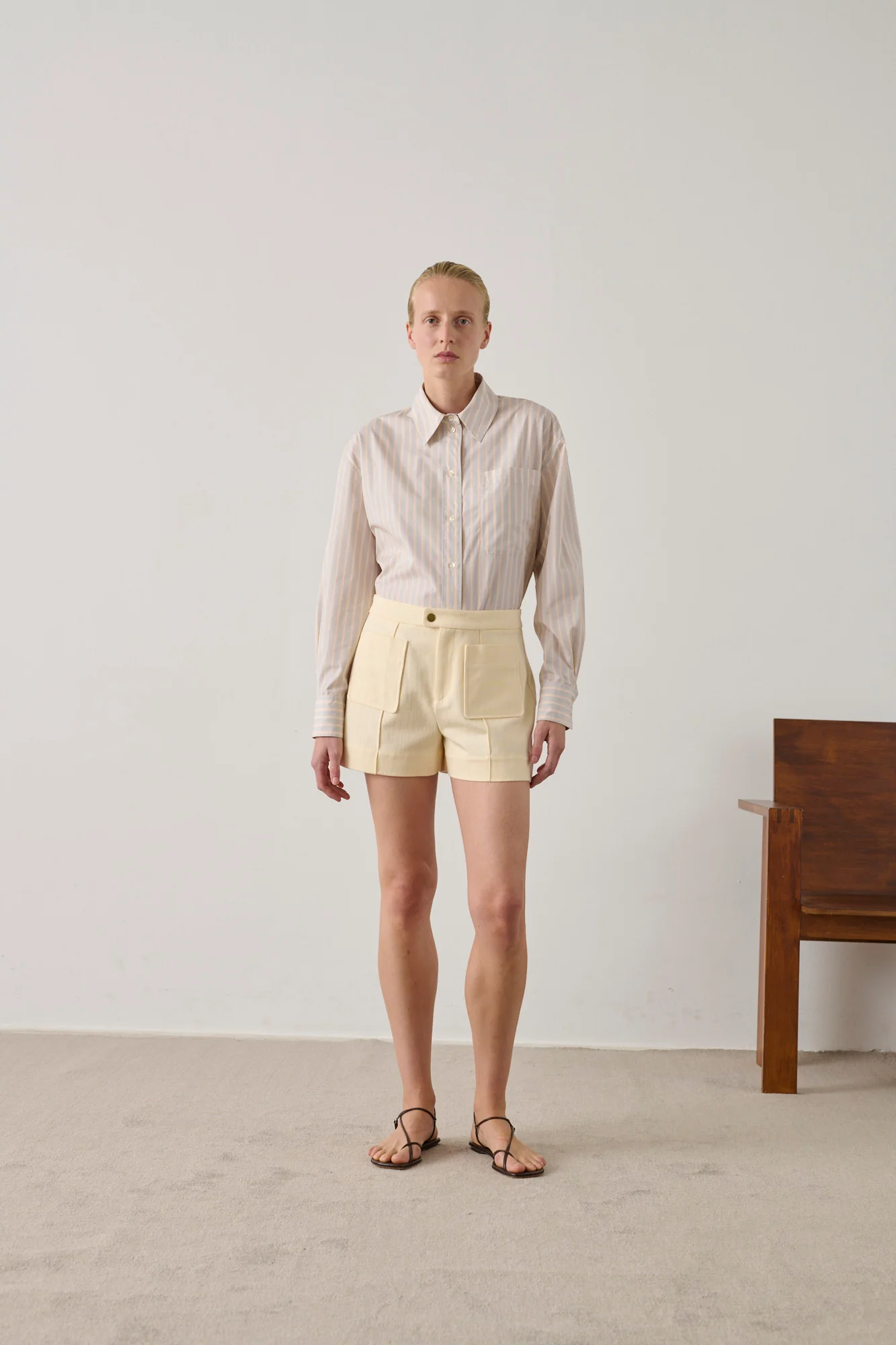ECRU HOVER SHORTS