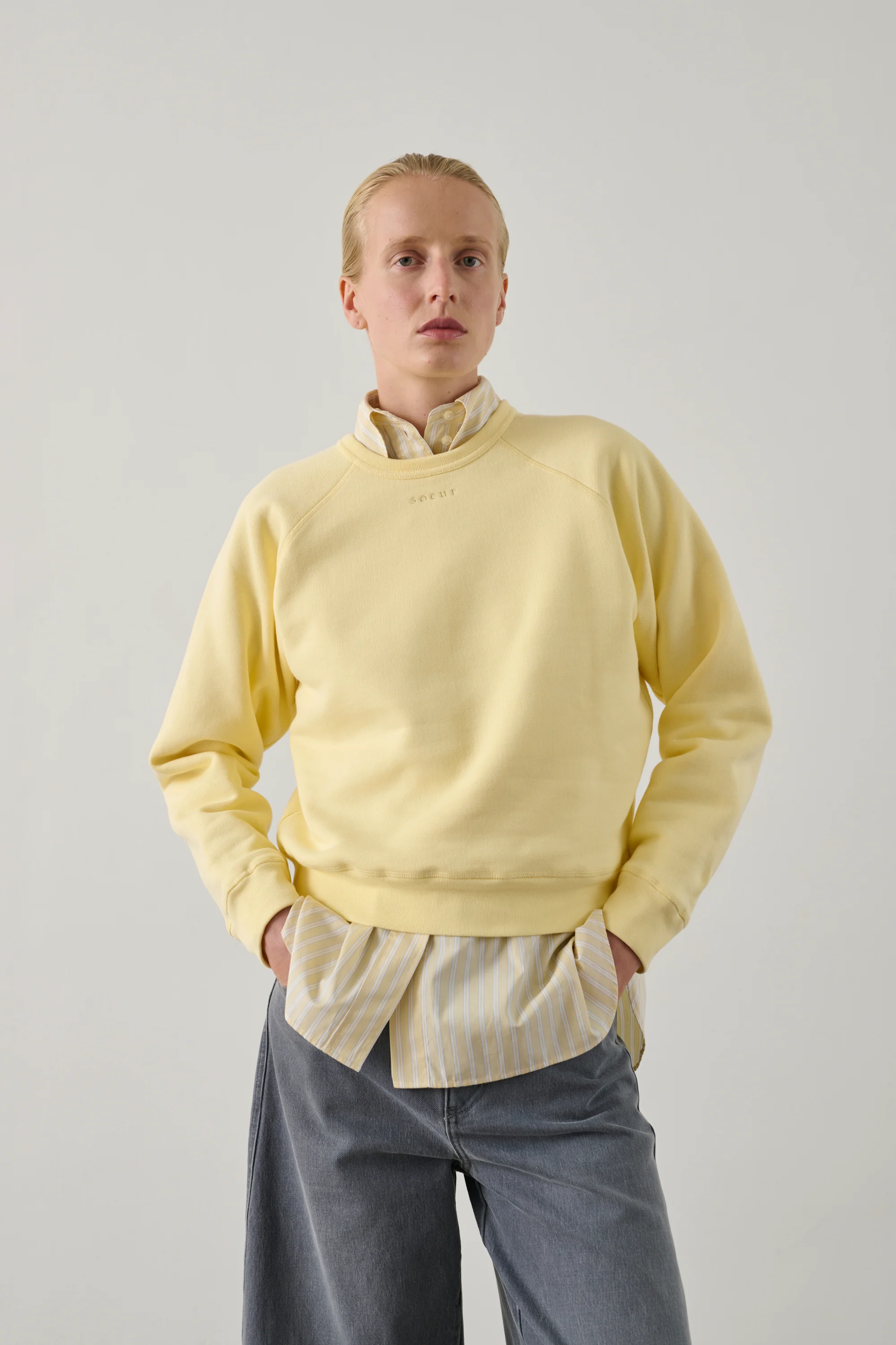 YELLOW ARTEMIS SWEATSHIRT - Image 3