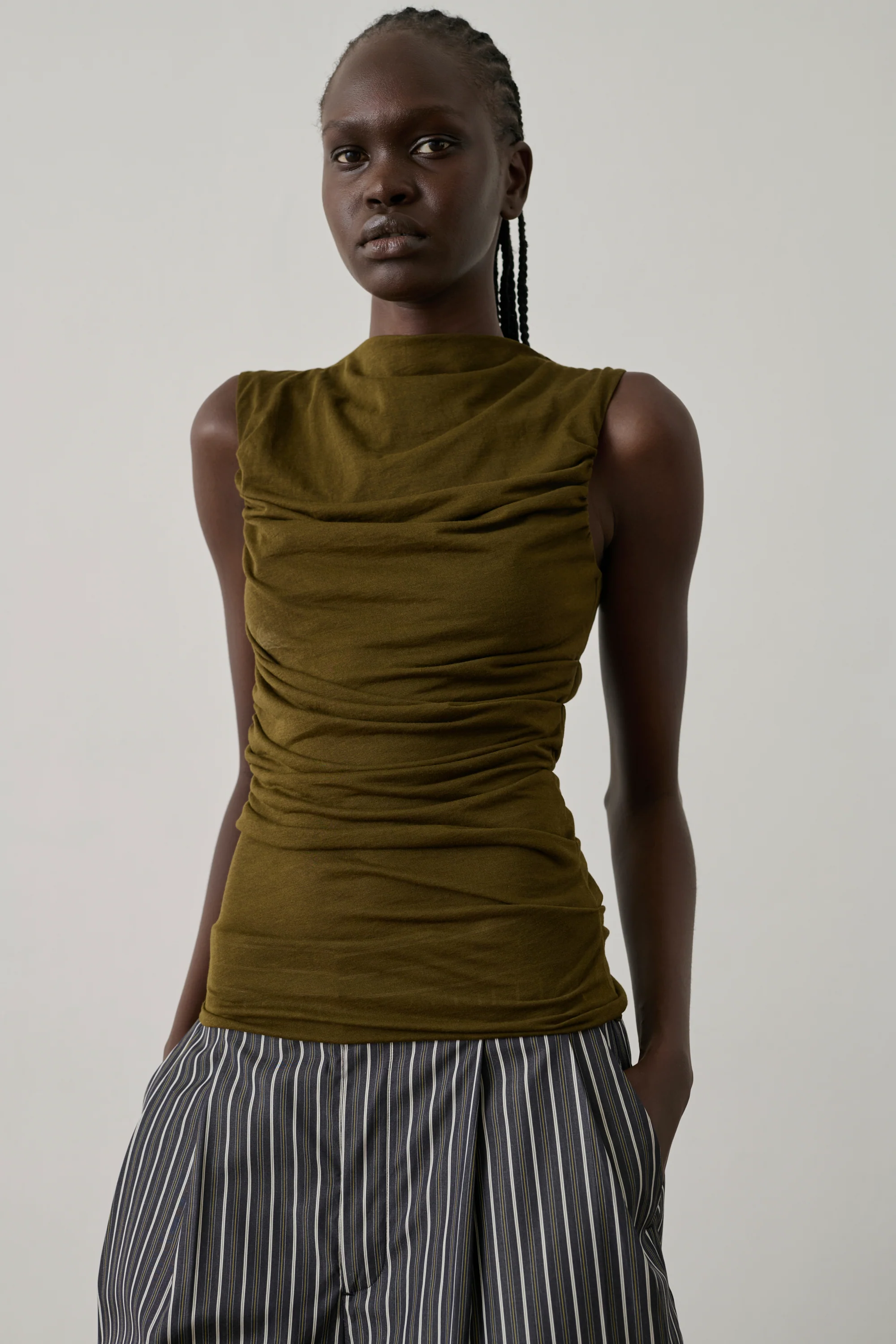 KHAKI IRINA T-SHIRT - Image 3