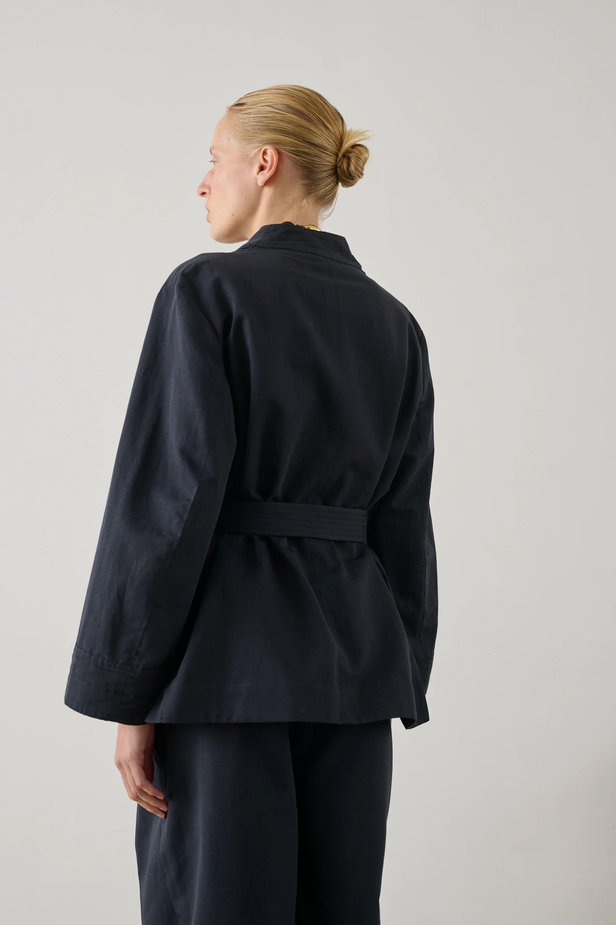 BLACK INES JACKET - Image 4